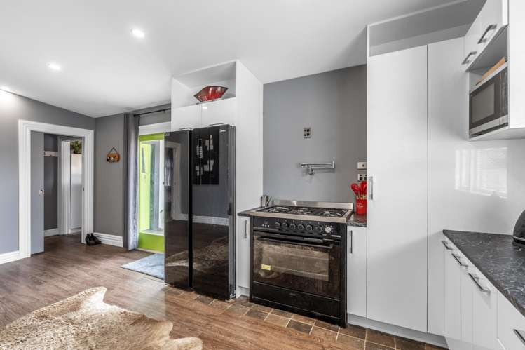 306 Crinan Street Georgetown_11