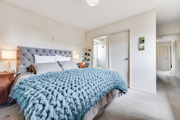 14 Bishopsworth Way Huntington_9