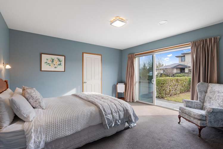 14 Country Place Allenton_16