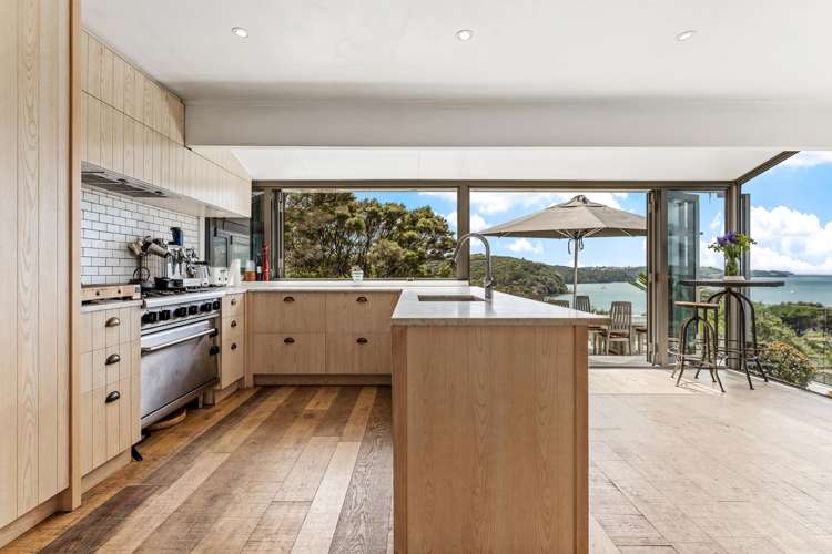 47 Puriri Place Sandspit_8