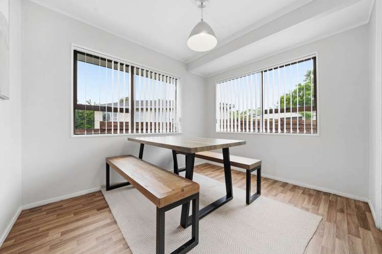 1/319 Roscommon Road Manurewa_6