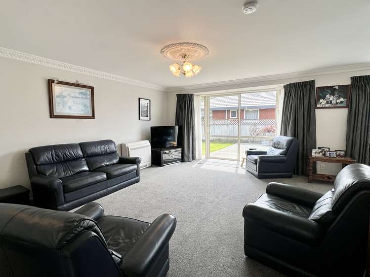 184 King Street Windsor_11