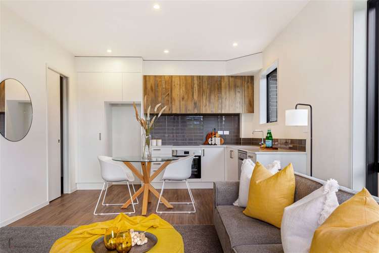 68 Glidepath Road Hobsonville_8