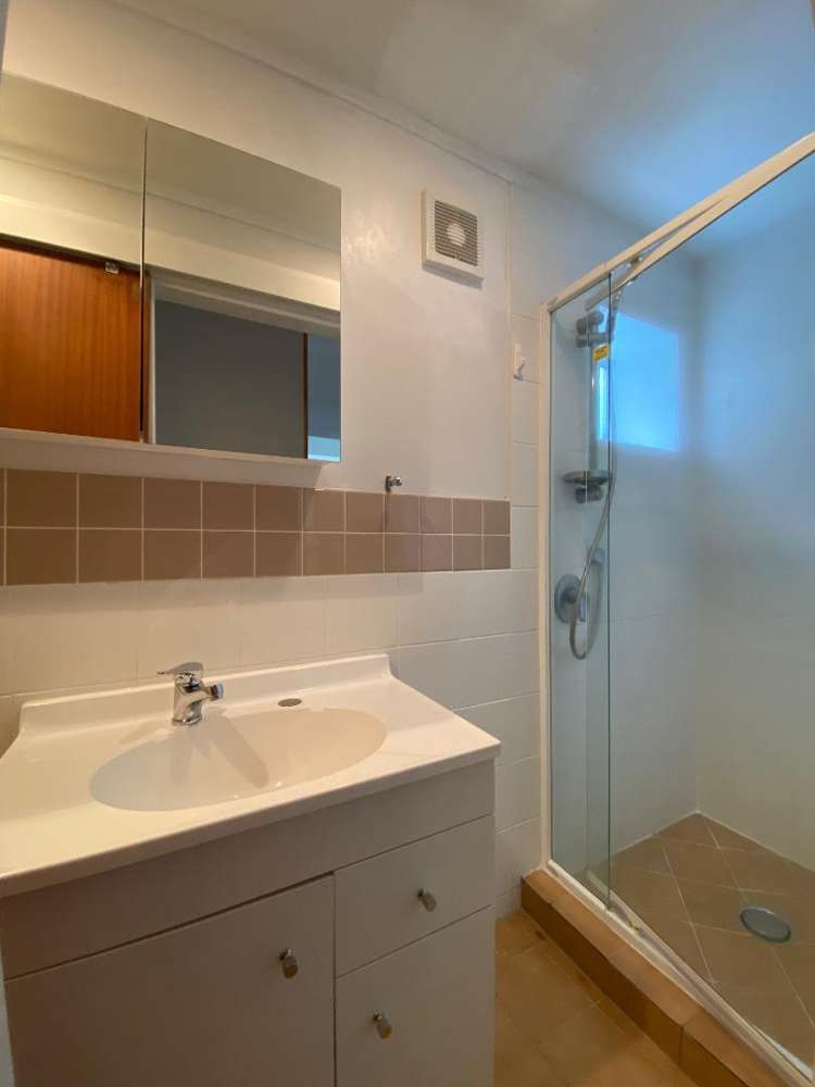 2/20 Northumberland Avenue Belmont_12