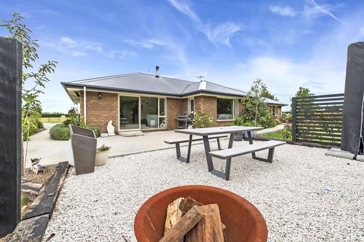 211 Bangor Road Darfield_32