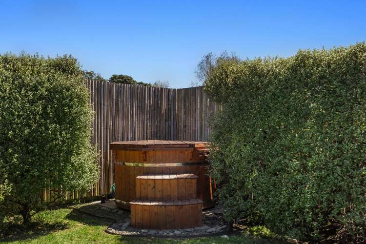 15 Dawn Parade Coastlands_13