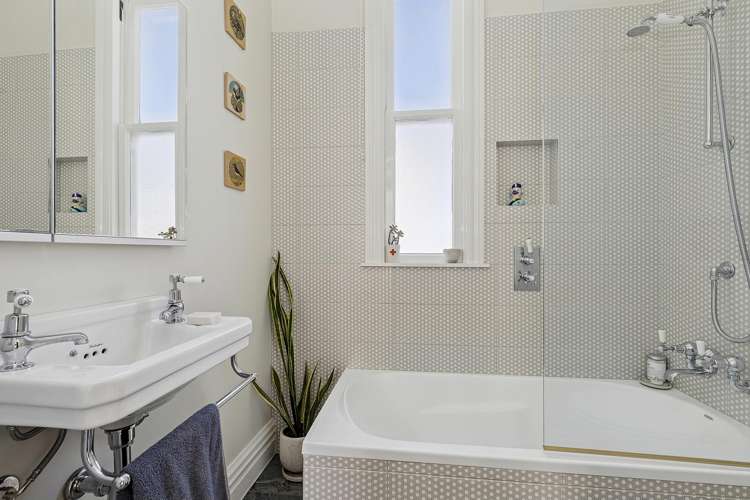 8 Stanley Street Berhampore_16