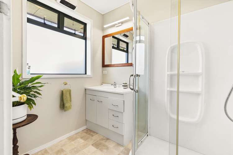 23 Parkvale Road Karori_12