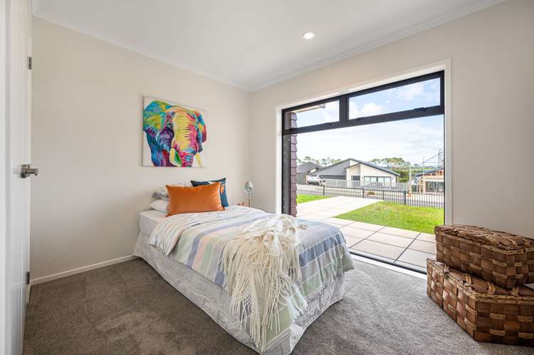 24 Tahuna Minhinnick Drive Glenbrook_11