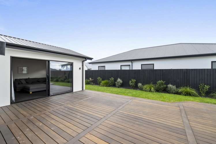 6 Timara Crescent Burwood_20