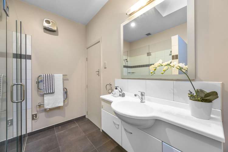 15 Rochford Place Bryndwr_9