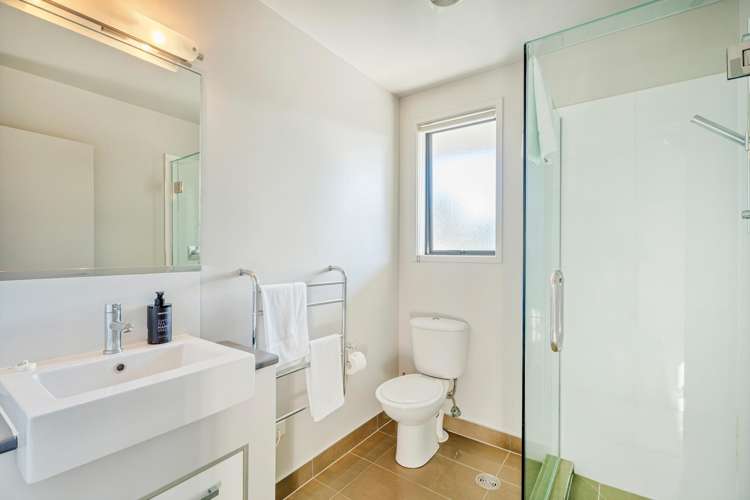 40/73 South Highway - Sovereign Pier Whitianga_20