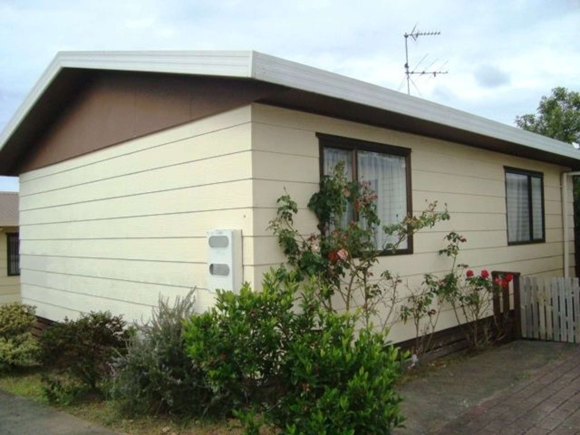 2/5 Ingram Street Papakura_0