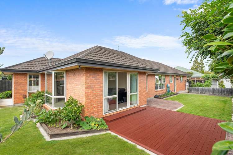 54 Englefield Road Northwood_1