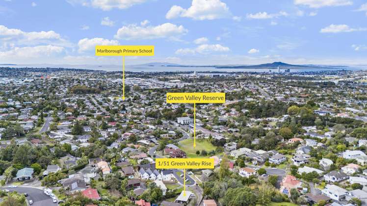 1/51 Greenvalley Rise Glenfield_15