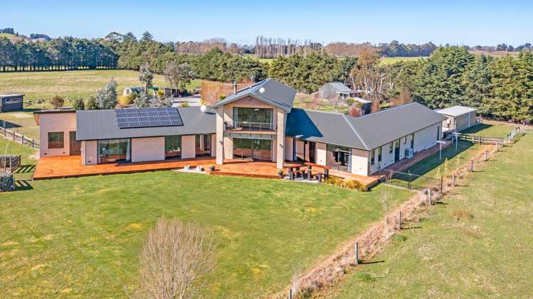 102 Glews Road Cust_59