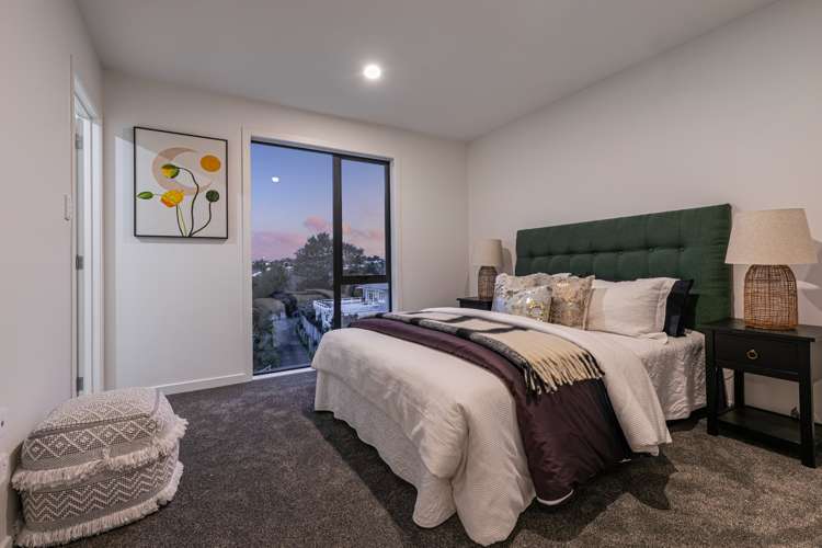 591 East Coast Road Browns Bay_10