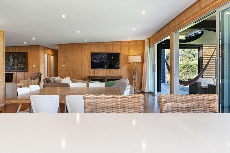 8 Coral Place Matapouri_9