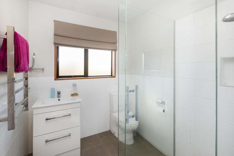 8 Orlando Crescent Waimairi Beach_14