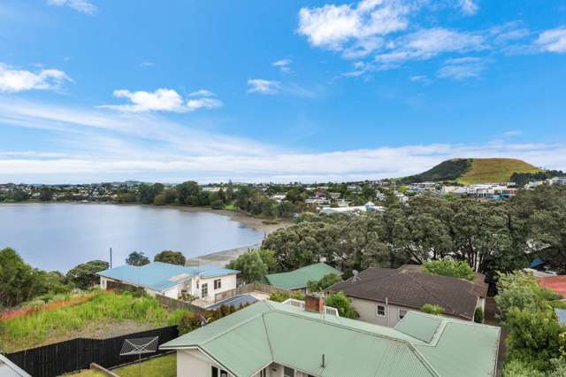 1-5/10 Church Crescent Panmure_1