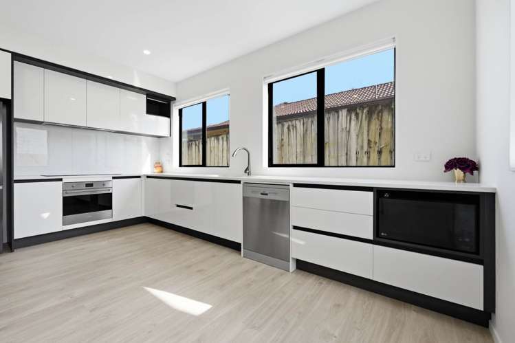 8A Britannia Place Half Moon Bay_5