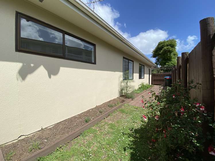 2/5 Allenby Road Panmure_14