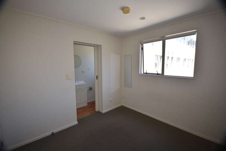 330/26 Morningside Drive Morningside_6