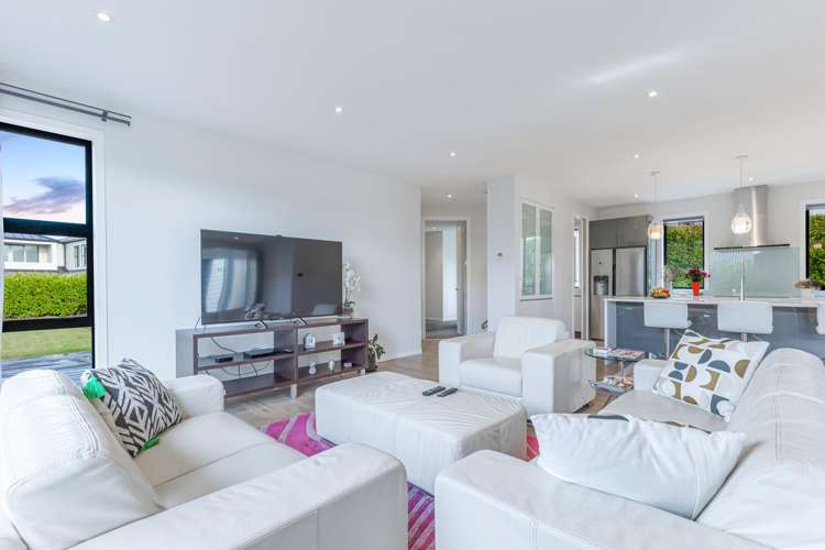 78 Riverhead Point Drive Riverhead_2