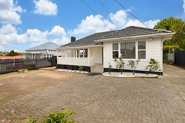 307 Blockhouse Bay Road Avondale_2