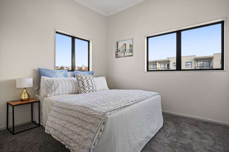 6/46 Carlos Drive Flat Bush_12