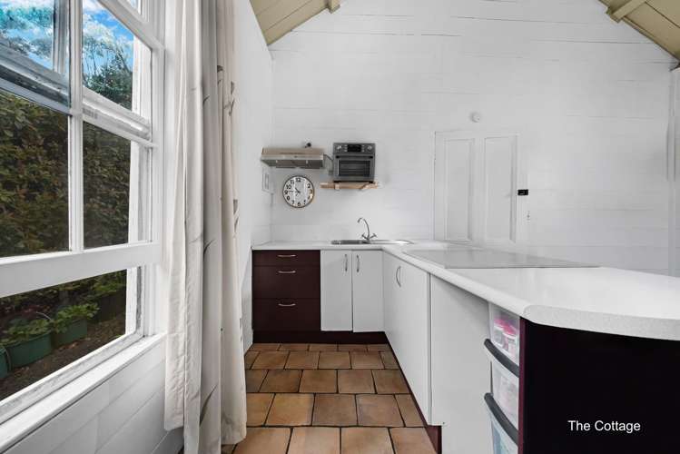 216 Ness Valley Road Clevedon_33