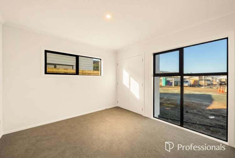 3-24 Te Ara o Wai Marama  (Arakura Plains) Wainuiomata_7