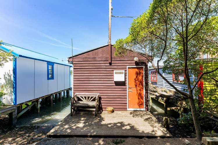 Boatshed 15 Camborne Walkway_4