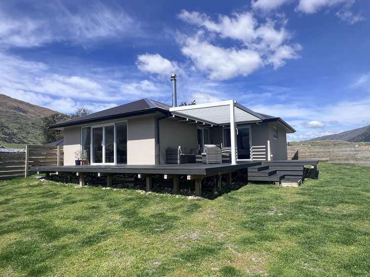 8 Lakefield Close Kingston_27