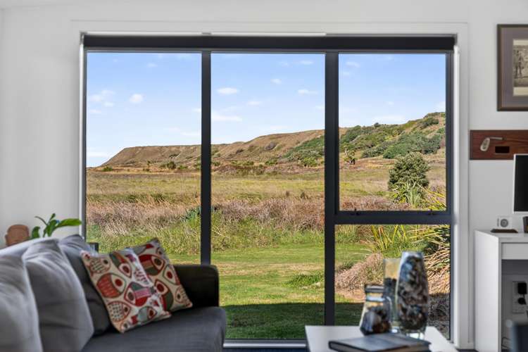 5 Harapaki Road Riversdale Beach_5
