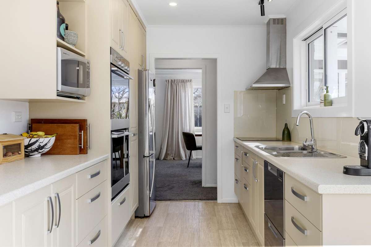 10 Armstrong Grove_2