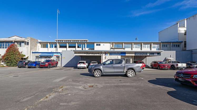 10-16 Perry St Masterton_13