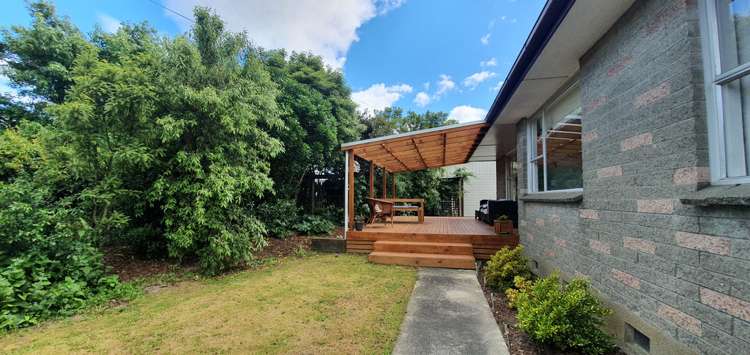 13 William Benton Street Featherston_22