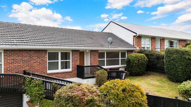 Prime Meadowbank Living with Location, Schools...