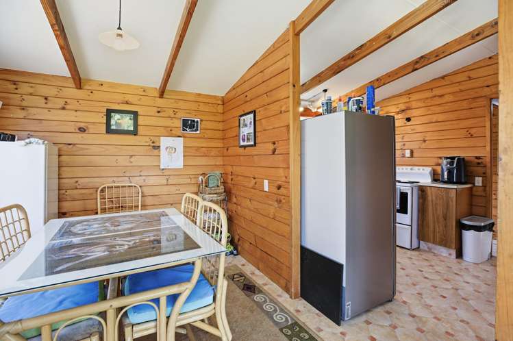 14 Rauparaha Street Marokopa_5