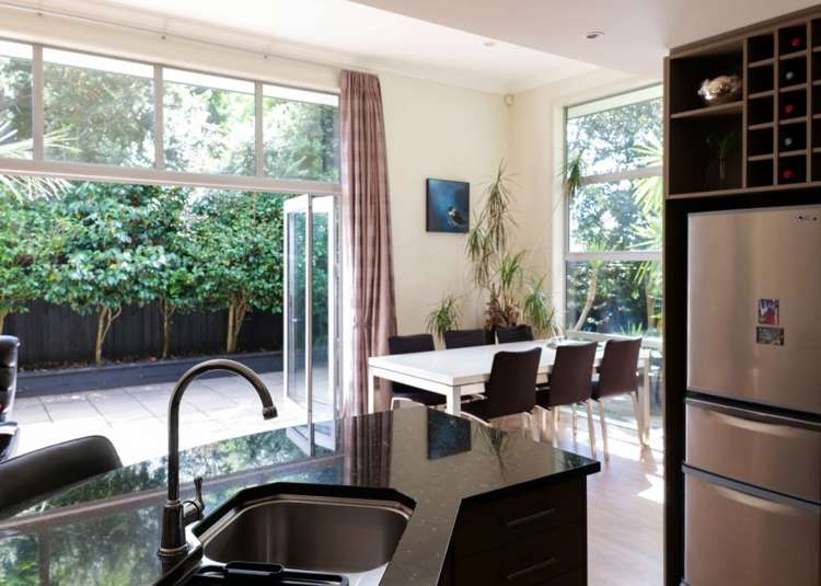 147 Hussey Road Northwood_1