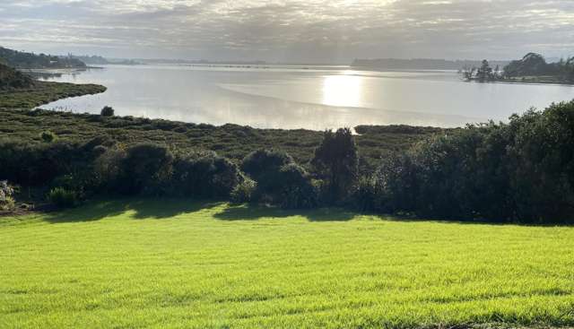 A rare waterfront section in Omokoroa