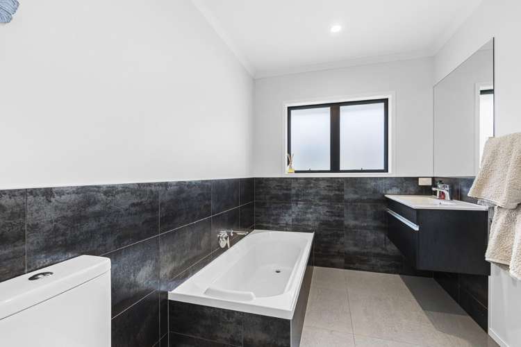 6 Terli Way Glen Avon_10