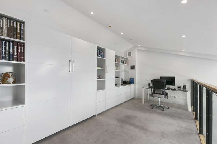 3b/6 Clyde Quay Wharf Te Aro_8