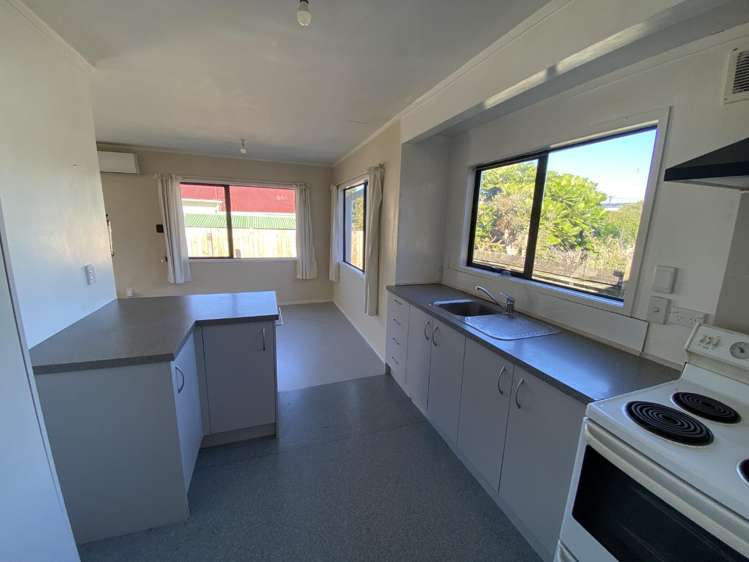 303A Sandringham Road 1781_4