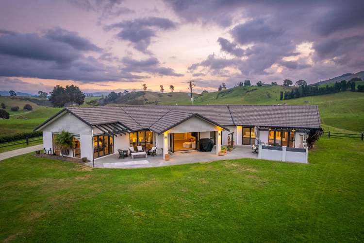 208 Seafund Road Wharepuhunga_2