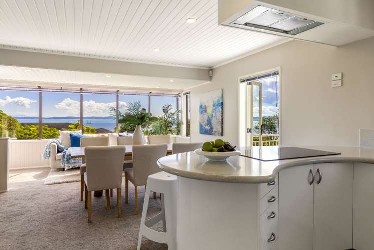 1b Burford Place Mellons Bay_5