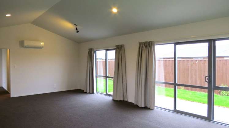 3 Farnborough Way Rolleston_7