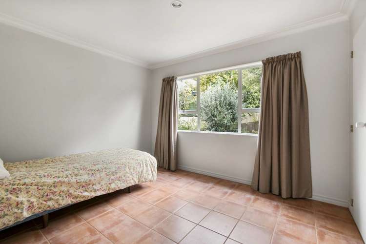 22 Giles Way Hauraki Surrounds_7