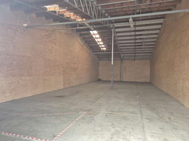 Unit 2/152 Collins Road Glenview_2